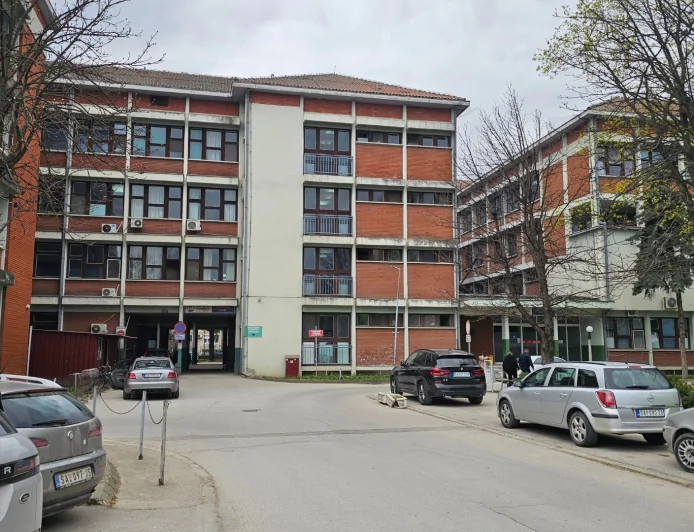Ograničenje režima poseta u Zdravstvenom centru Šabac