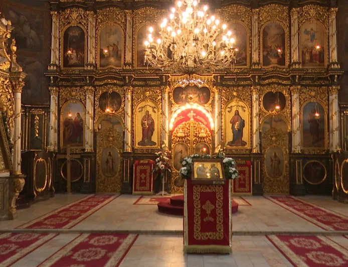 Crveno slovo do srede