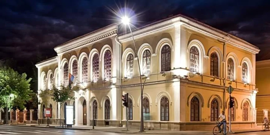 Tajni život linije otvoren do 14. maja