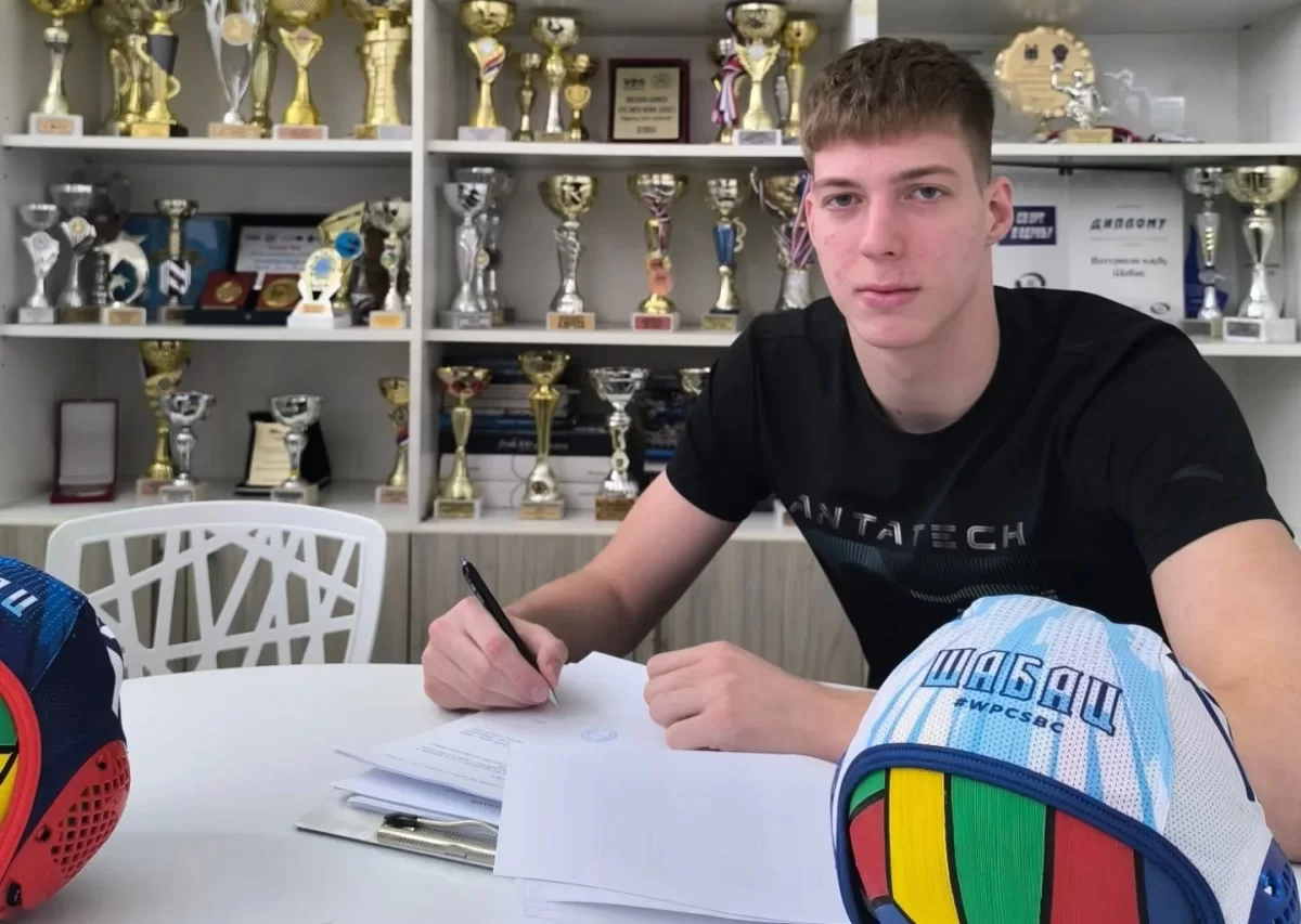 Nikola Pavlović potpisao novi ugovor