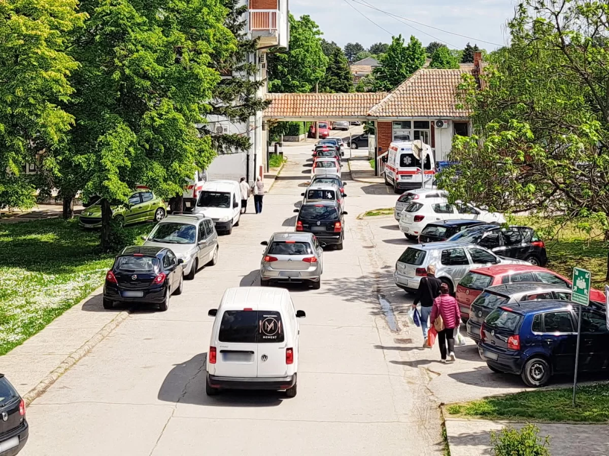 Zabrana parkiranja u krugu Zdravstvenog centra od 01. juna