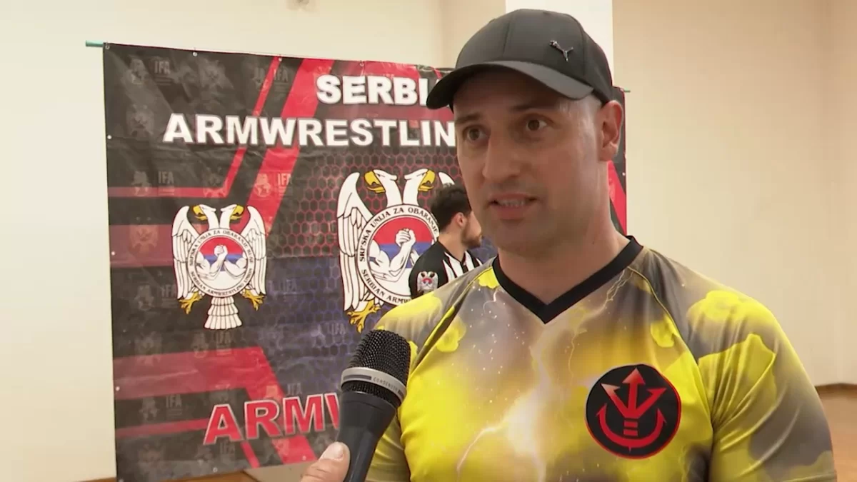 Više od 100 takmičara na prvenstvu Srbije u obaranju ruke