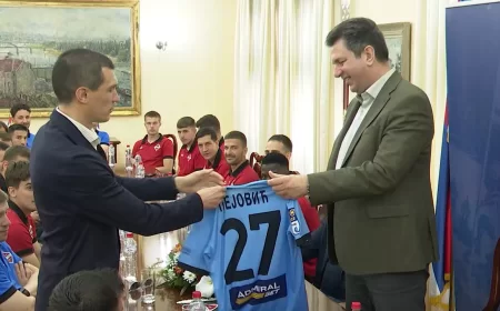 Prijem za Superligaša