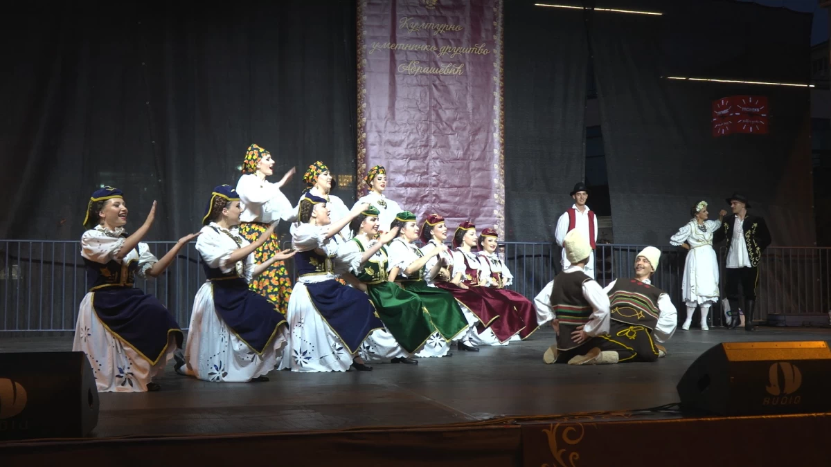 Više od 500 učesnika na Abraševićevoj Folklorijadi 
