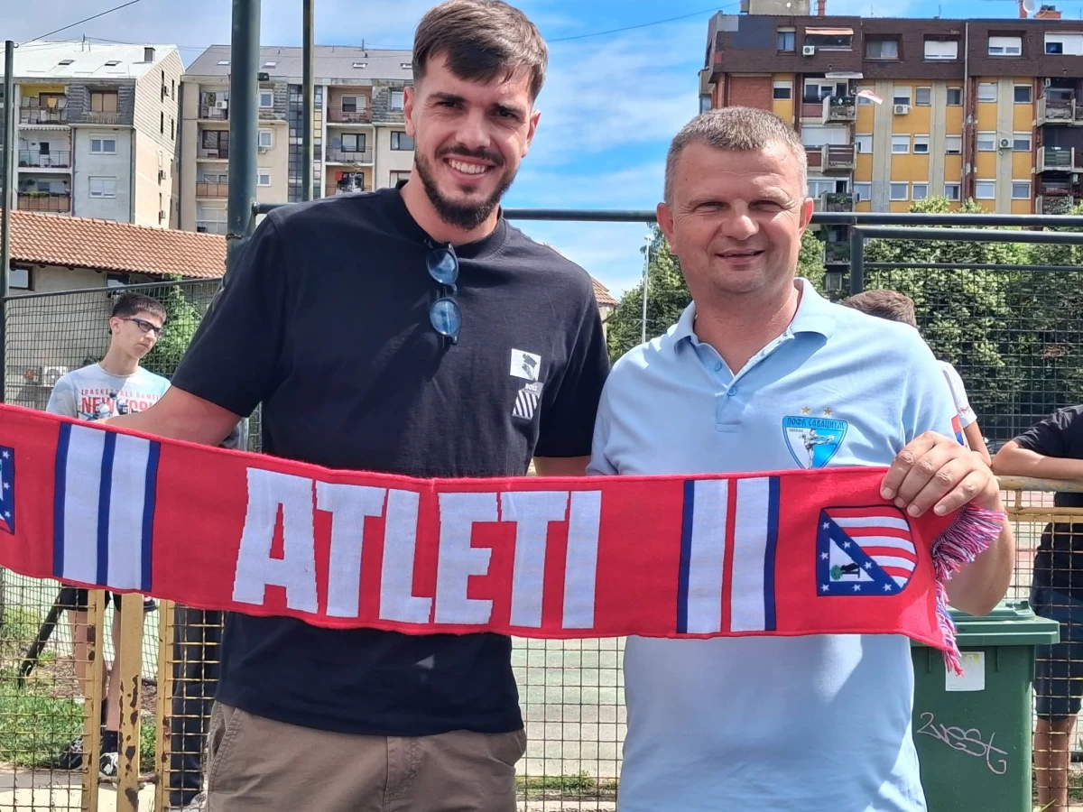 Aleksa bodrio šabačke fudbalere
