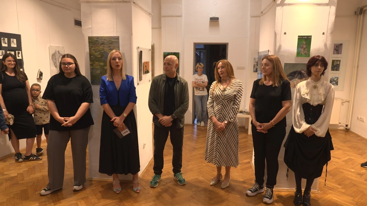 Оtvorena izložba radova mladih umetnica