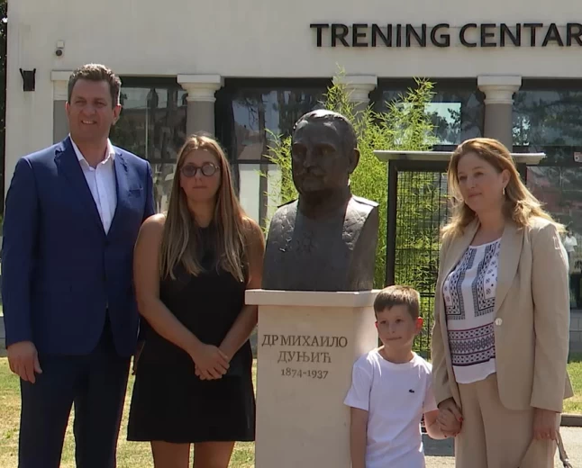 Otkrivana bista dr Mihailu Dunjiću