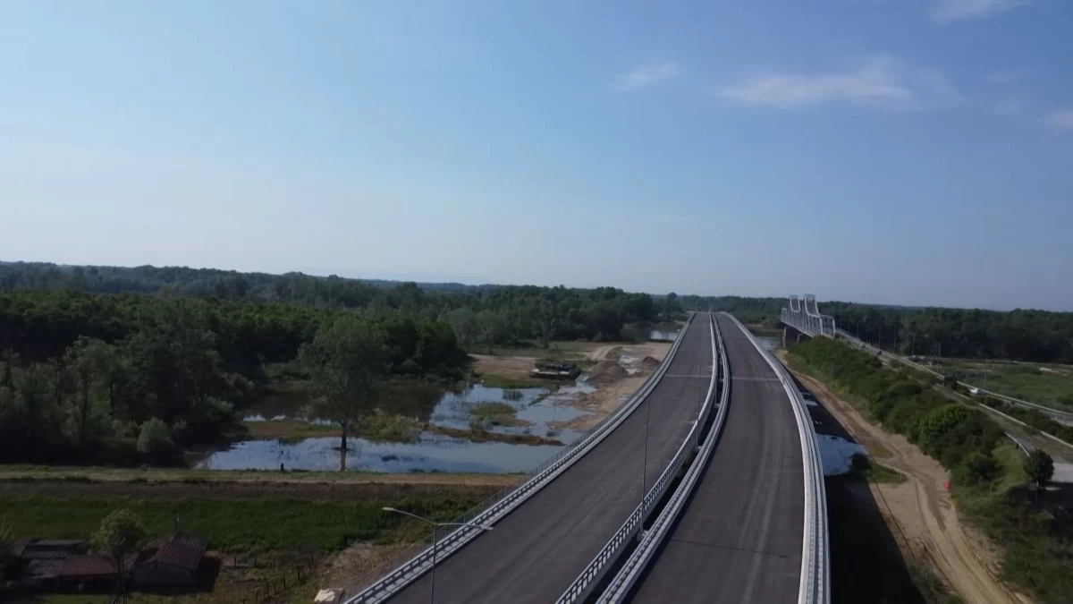 Srbija izdvojila novac Republici Srpskoj za auto put