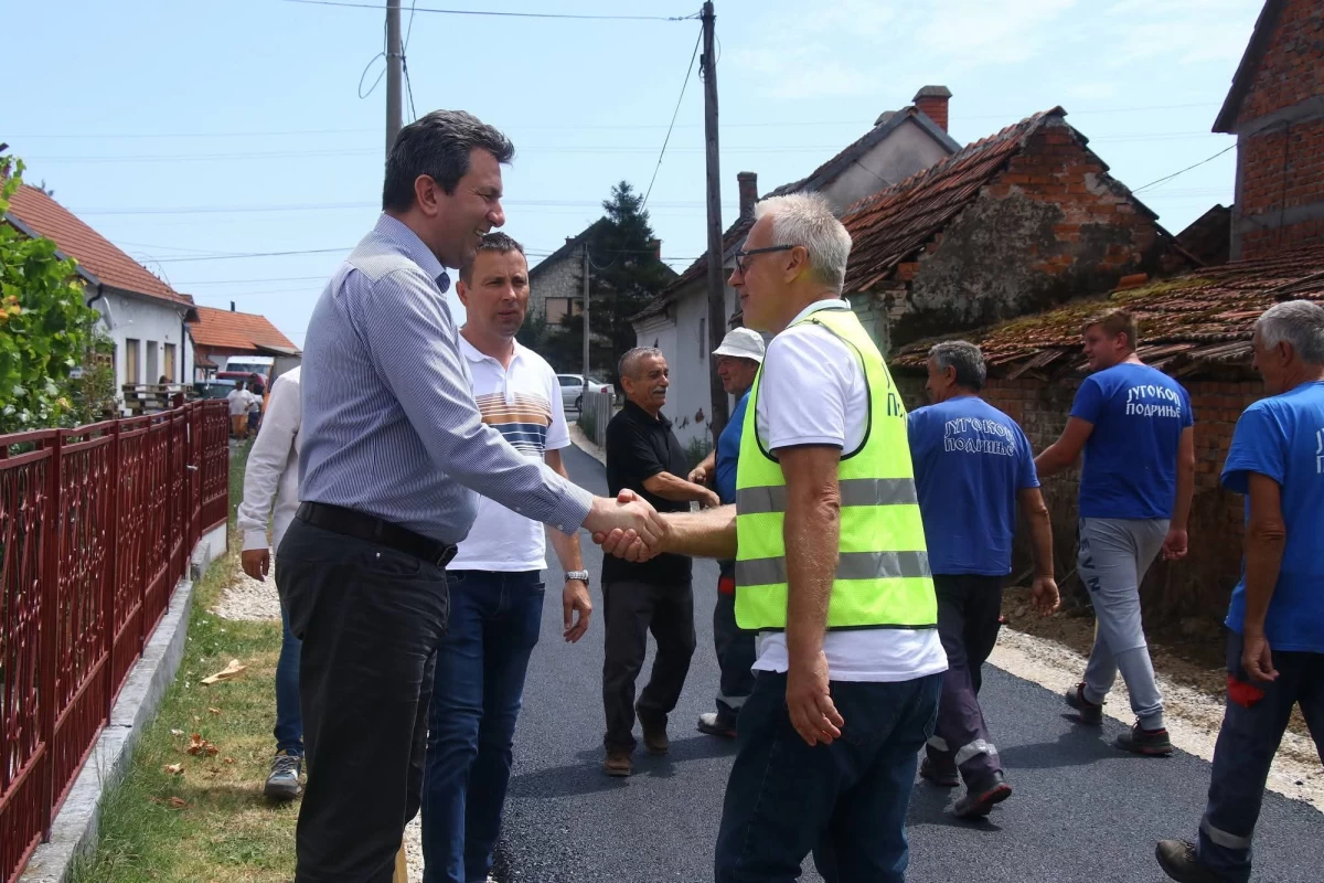 Petlovača dobila nove asfaltirane ulice