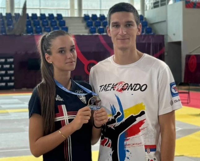 Zlatna medalja za Janu Lukić