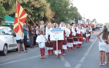 Otvoren Bogat fest