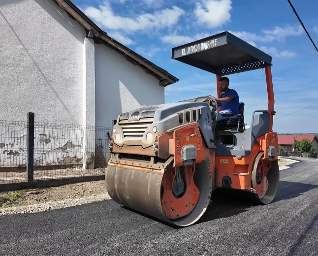 Dve ulice asfaltirane u Predvorici 