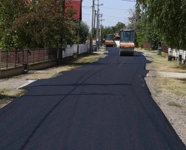 Asfaltirana ulica Vojvode Stepe u Prnjavoru