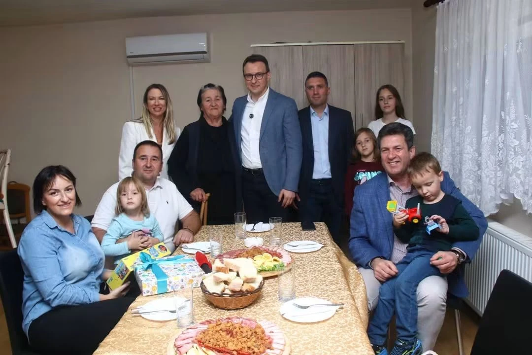 IZBORI 2026 - Pajić i Petković posetili porodicu Simić