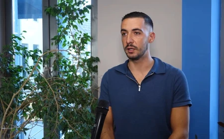 Humaniatrna vožnja do Egine 
