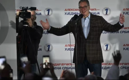 Vučić u Šapcu najavio izgradnju bolnice, nove puteve i kanalizaciju
